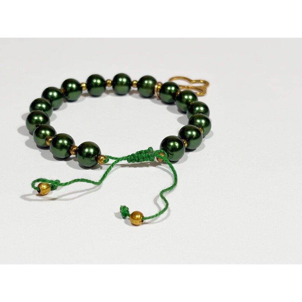 Green Beaded Bracelet Gold Butterfly Charm Adjustable Handmade Boho - Picture 5 of 5